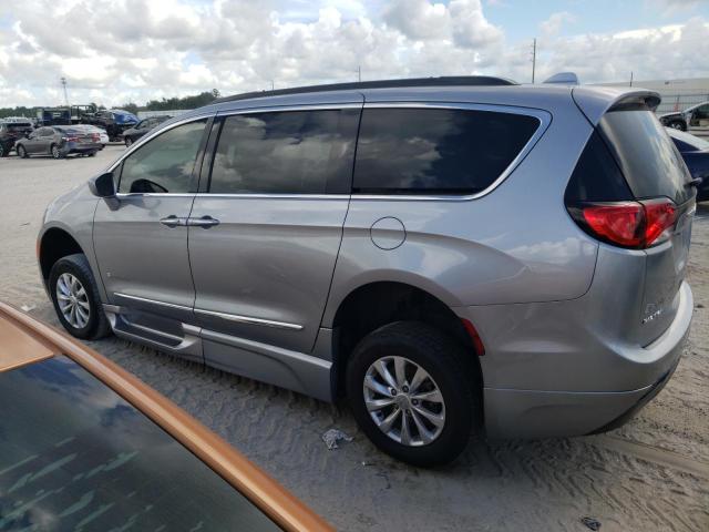 Снимка 2 от търг – 2017 CHRYSLER PACIFICA T с VIN 2C4RC1BG0HR501017