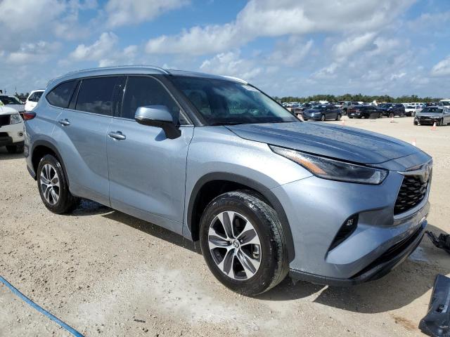 Photo 4 from auction – 2021 TOYOTA HIGHLANDER with VIN 5TDGZRAH4MS050593