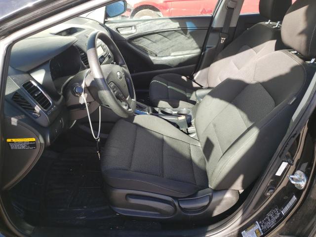 Photo 7 from auction – 2017 KIA FORTE LX with VIN 3KPFK4A70HE095119