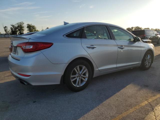 Photo 3 from auction – 2016 HYUNDAI SONATA SE with VIN 5NPE24AF4GH390138