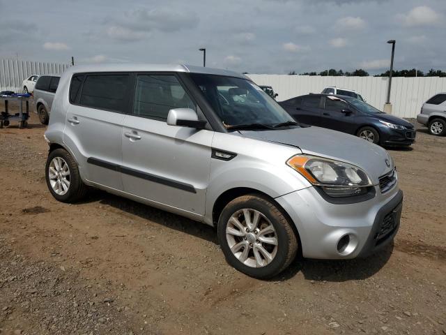 Photo 4 from auction – 2013 KIA SOUL with VIN KNDJT2A57D7767049