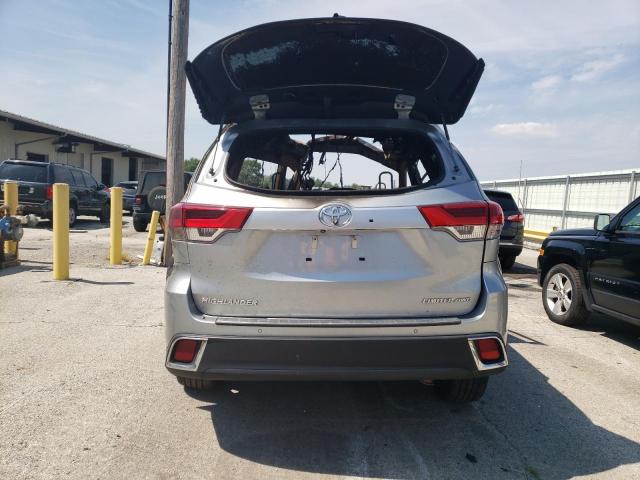 Photo 6 from auction – 2017 TOYOTA HIGHLANDER with VIN 5TDDZRFHXHS448165