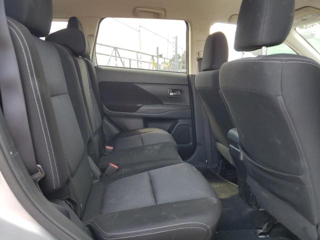Photo 11 from auction – 2018 MITSUBISHI OUTLANDER with VIN JA4AZ3A32JJ003704