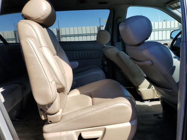 Photo 11 from auction – 2000 TOYOTA SIENNA LE with VIN 4T3ZF13C6YU211079