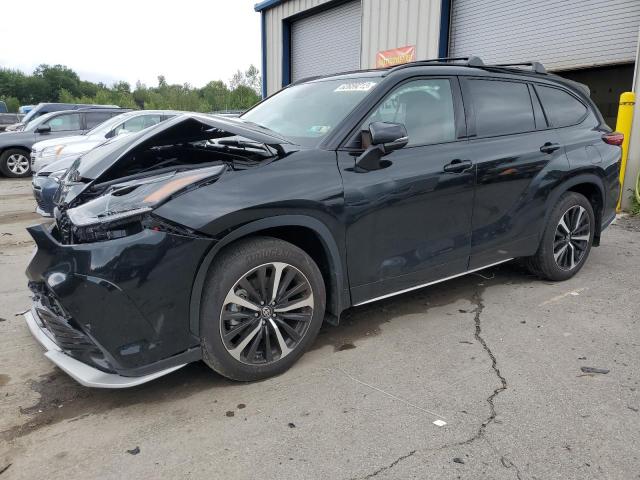 TOYOTA HIGHLANDER 2022 with VIN 5TDJZRBH4NS216214 - Photo from auction