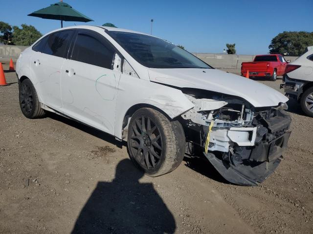 Photo 4 from auction – 2013 FORD FOCUS SE with VIN 1FADP3F27DL213108