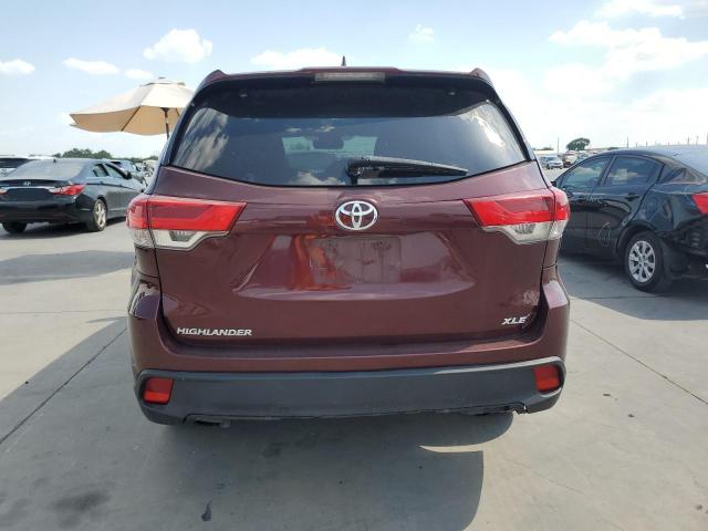 Foto 6 de la subasta – 2018 TOYOTA HIGHLANDER con VIN 5TDKZRFH7JS260832