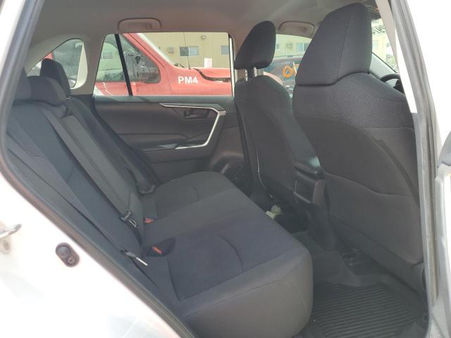 Photo 11 from auction – 2019 TOYOTA RAV4 LE with VIN 2T3H1RFV8KW016310