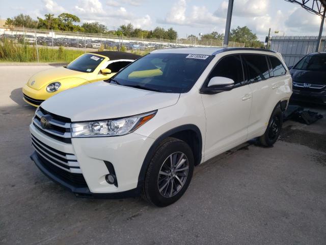 TOYOTA HIGHLANDER 2018 with VIN 5TDKZRFH7JS542291 - Photo from auction