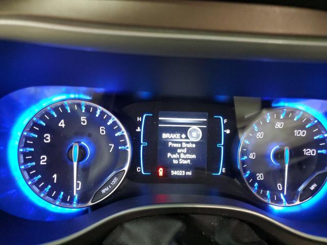 Photo 9 from auction – 2017 CHRYSLER PACIFICA T with VIN 2C4RC1DGXHR522180