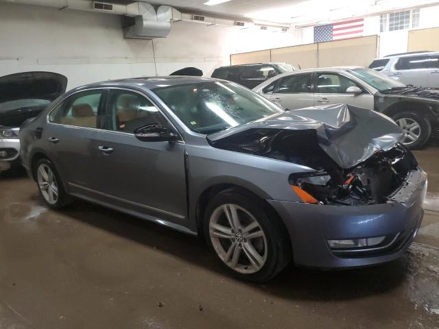 Photo 4 from auction – 2012 VOLKSWAGEN PASSAT SEL with VIN 1VWCN7A36CC095566