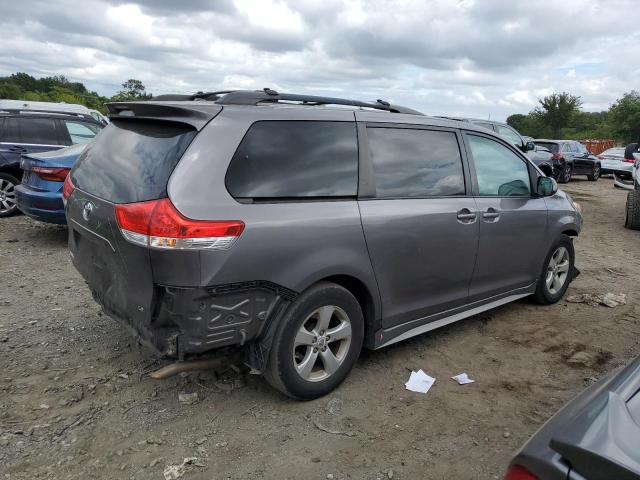 Photo 3 from auction – 2011 TOYOTA SIENNA LE with VIN 5TDKK3DC6BS155368