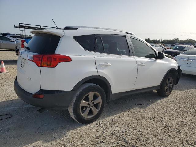 Photo 3 from auction – 2015 TOYOTA RAV4 XLE with VIN JTMWFREV9FD073872