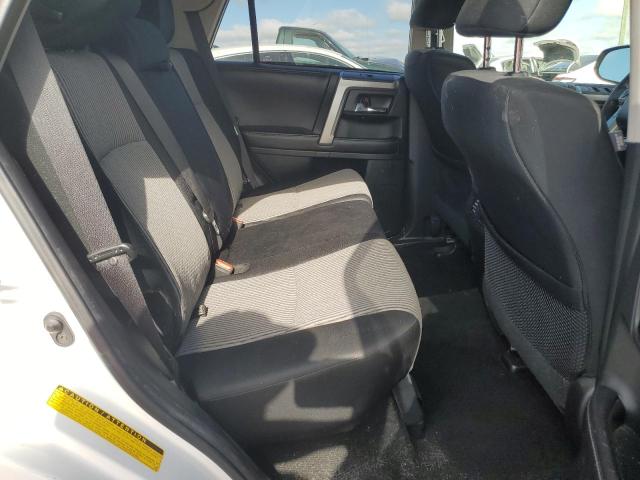 Снимка 11 от търг – 2016 TOYOTA 4RUNNER SR с VIN JTEBU5JRXG5287623