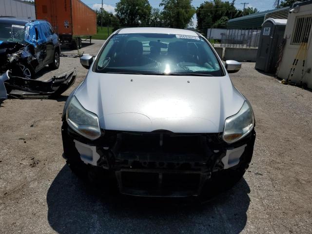 Photo 5 from auction – 2014 FORD FOCUS SE with VIN 1FADP3F27EL393742