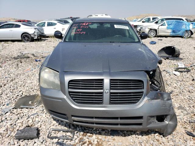 Photo 5 from auction – 2005 DODGE MAGNUM SXT with VIN 2D4FV48V65H570089