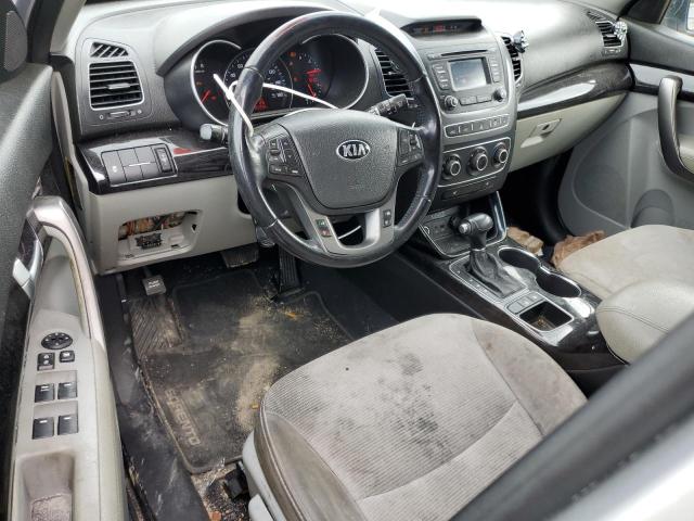 Photo 8 from auction – 2014 KIA SORENTO LX with VIN 5XYKT3A67EG494945