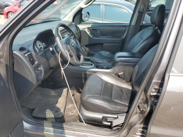Photo 7 from auction – 2005 FORD ESCAPE LIM with VIN 1FMYU04135KC29354
