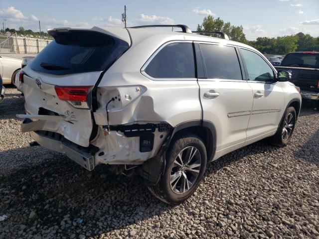 Photo 3 from auction – 2018 TOYOTA HIGHLANDER with VIN 5TDZARFH8JS041836