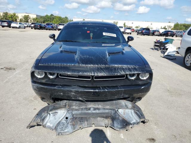Photo 5 from auction – 2018 DODGE CHALLENGER with VIN 2C3CDZAG9JH219803