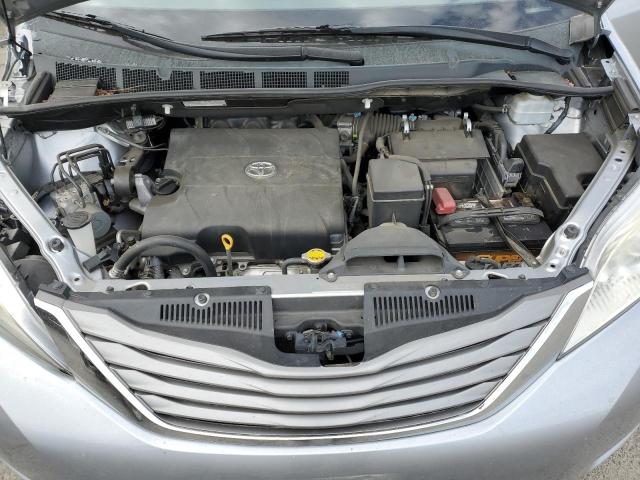 Photo 12 from auction – 2011 TOYOTA SIENNA XLE with VIN 5TDYK3DC7BS107565