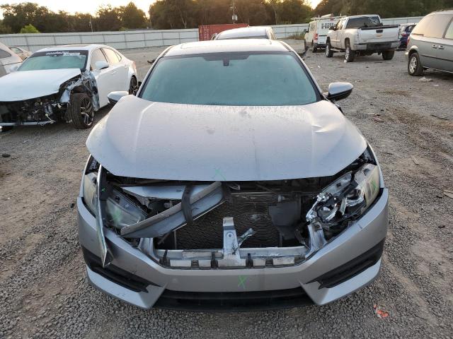 Снимка 5 от търг – 2017 HONDA CIVIC EX с VIN 19XFC2F75HE047156