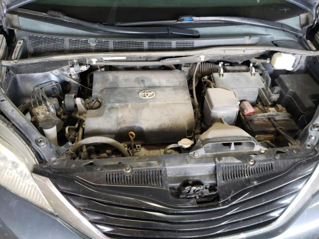 Photo 12 from auction – 2014 TOYOTA SIENNA LE with VIN 5TDKK3DC2ES465649