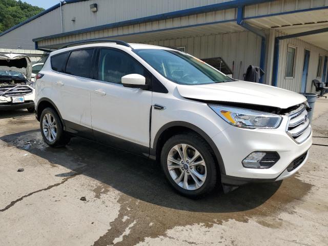 Photo 4 from auction – 2018 FORD ESCAPE SE with VIN 1FMCU9GD8JUC00659
