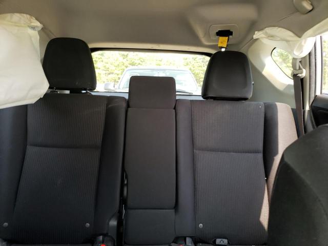 Photo 10 from auction – 2016 TOYOTA RAV4 LE with VIN JTMBFREV4GJ072582