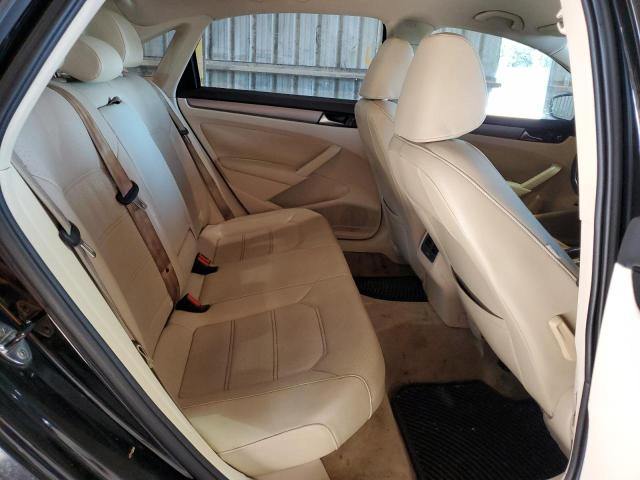 Photo 10 from auction – 2015 VOLKSWAGEN PASSAT SE with VIN 1VWBS7A33FC012636