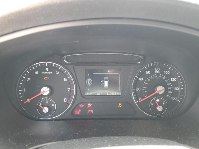 Photo 9 from auction – 2016 KIA SORENTO LX with VIN 5XYPG4A39GG168833