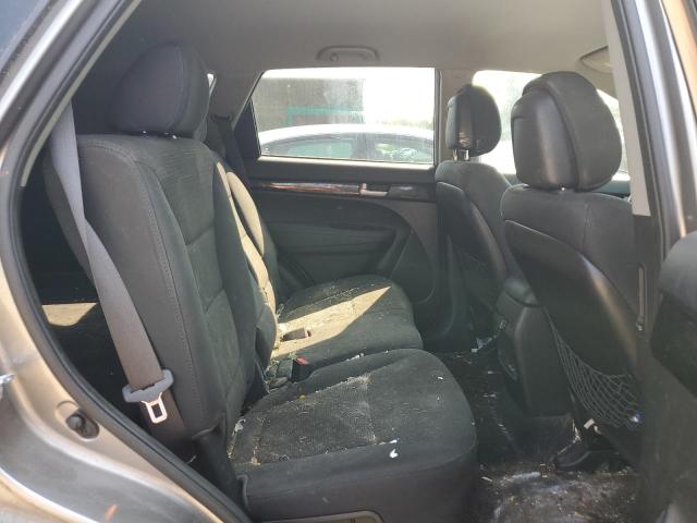 Photo 11 from auction – 2015 KIA SORENTO LX with VIN 5XYKT3A64FG657925