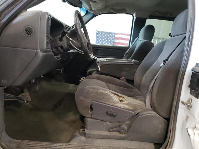 Photo 7 from auction – 2004 CHEVROLET SILVERADO with VIN 1GCHK29U74E314798