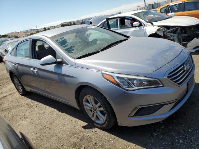 Photo 4 from auction – 2016 HYUNDAI SONATA SE with VIN 5NPE24AF4GH367071