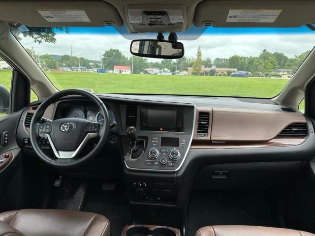 Photo 9 from auction – 2015 TOYOTA SIENNA XLE with VIN 5TDDK3DC9FS118913
