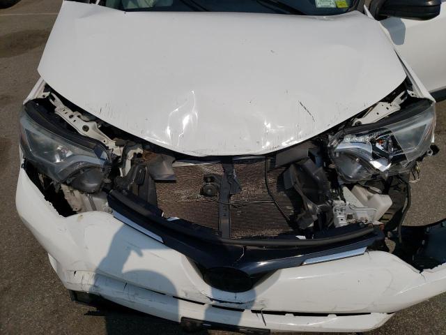 Photo 12 from auction – 2016 TOYOTA RAV4 LE with VIN JTMBFREV4GJ072582