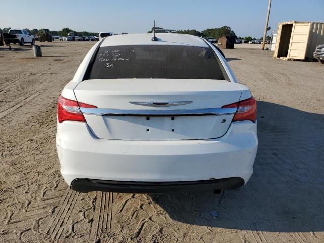 Photo 6 from auction – 2013 CHRYSLER 200 TOURIN with VIN 1C3CCBBB3DN598046