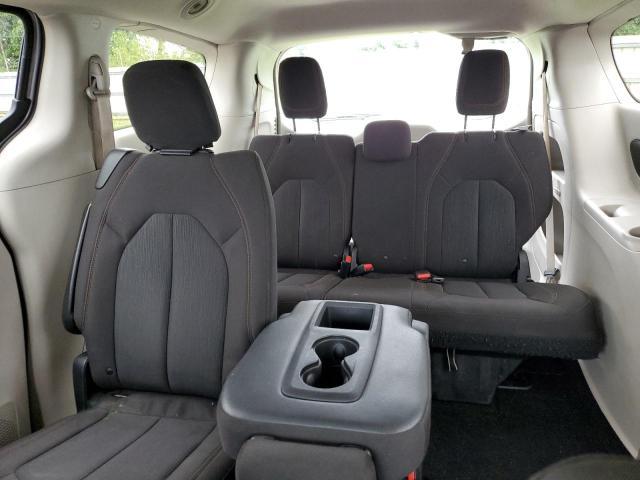 Photo 10 from auction – 2017 CHRYSLER PACIFICA T with VIN 2C4RC1DG1HR508202