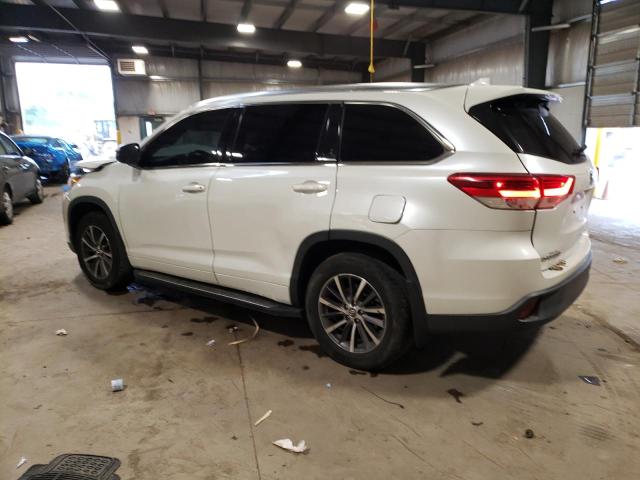 Photo 2 from auction – 2017 TOYOTA HIGHLANDER with VIN 5TDJZRFH5HS369022
