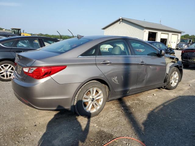 Photo 3 from auction – 2012 HYUNDAI SONATA GLS with VIN 5NPEB4AC2CH353959