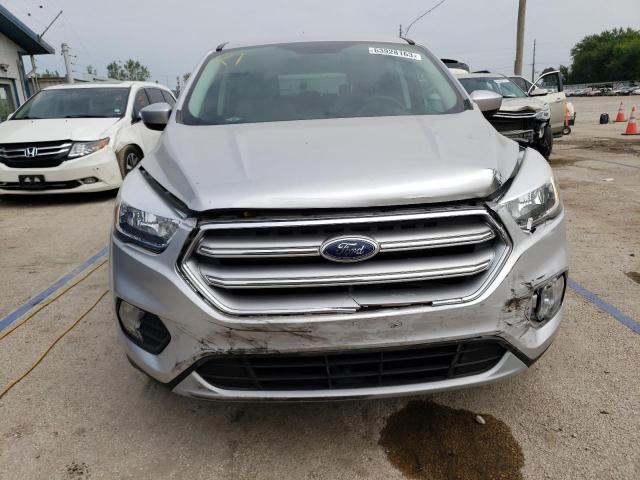Photo 5 from auction – 2017 FORD ESCAPE SE with VIN 1FMCU0GD4HUA53617