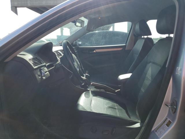 Photo 7 from auction – 2015 VOLKSWAGEN PASSAT S with VIN 1VWAT7A37FC095898