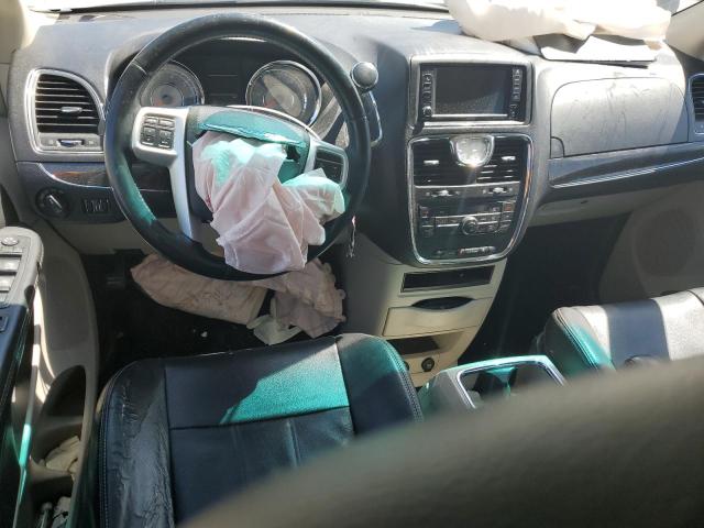 Photo 8 from auction – 2014 CHRYSLER TOWN & COU with VIN 2C4RC1BGXER440643