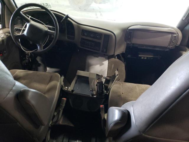 Photo 8 from auction – 2003 CHEVROLET ASTRO with VIN 1GNEL19X33B141342
