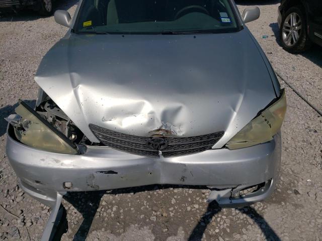 Photo 11 from auction – 2004 TOYOTA CAMRY LE with VIN JTDBE32K940265063