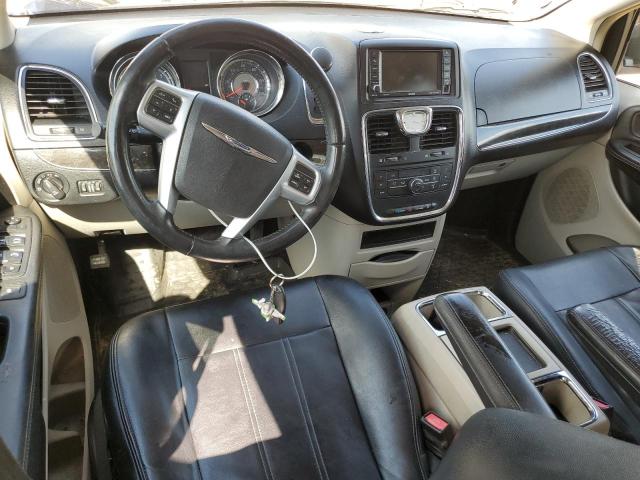 Photo 8 from auction – 2013 CHRYSLER TOWN & COU with VIN 2C4RC1BG3DR674458