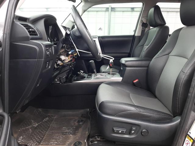Photo 7 from auction – 2017 TOYOTA 4RUNNER SR with VIN JTEBU5JR2H5439475