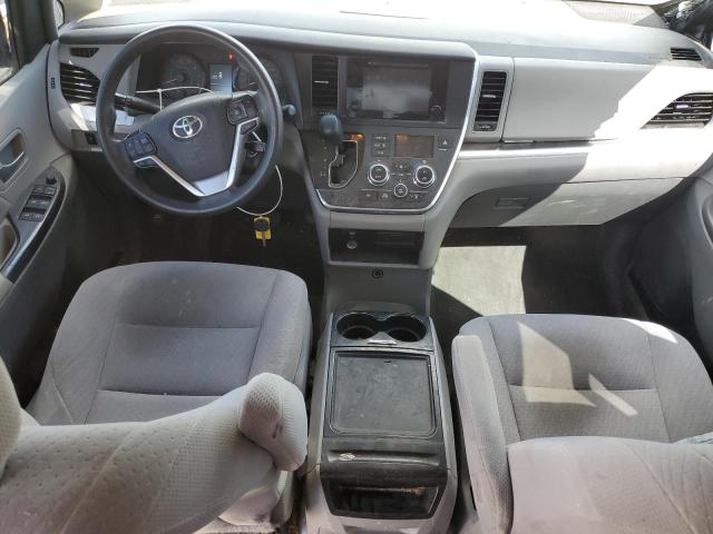 Photo 8 from auction – 2017 TOYOTA SIENNA LE with VIN 5TDKZ3DC8HS795747