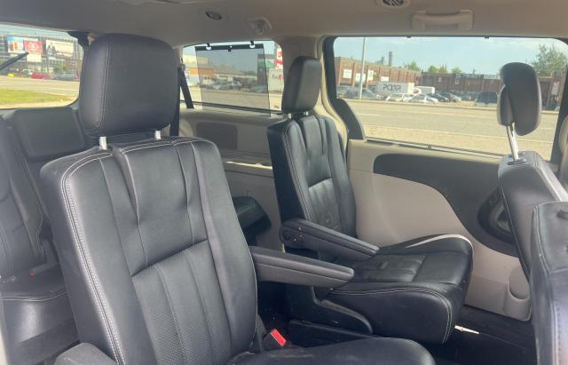 Photo 6 from auction – 2015 DODGE GRAND CARA with VIN 2C4RDGDGXFR559310