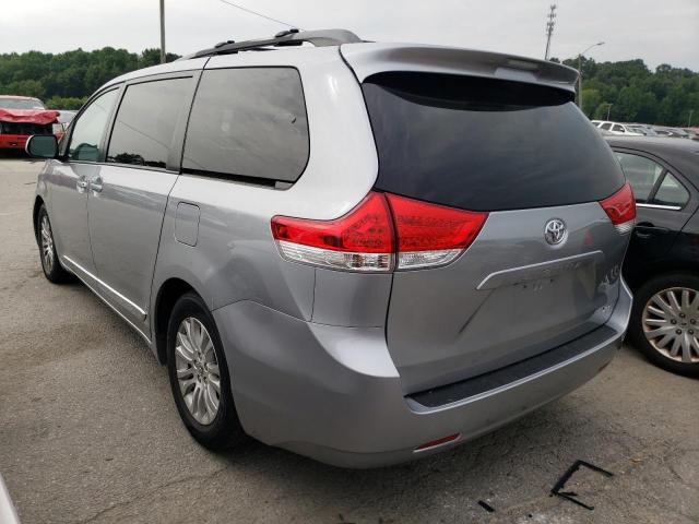 Photo 2 from auction – 2011 TOYOTA SIENNA XLE with VIN 5TDYK3DC3BS154365